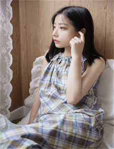 免费看美女裸露无档网站/2013年5月里番